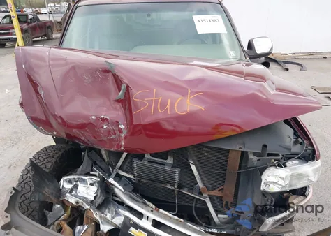 2002 Chevrolet Silverado 2500Hd Lt from USA, damaged, VIN 1GCHK23U22F247205